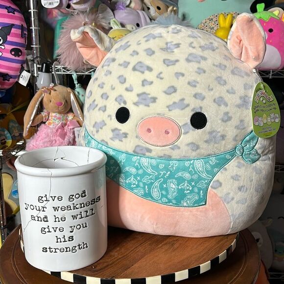 NWT ROSIE THE PIG WITH BLUE BANDANA SQUISHMALLOW 16”